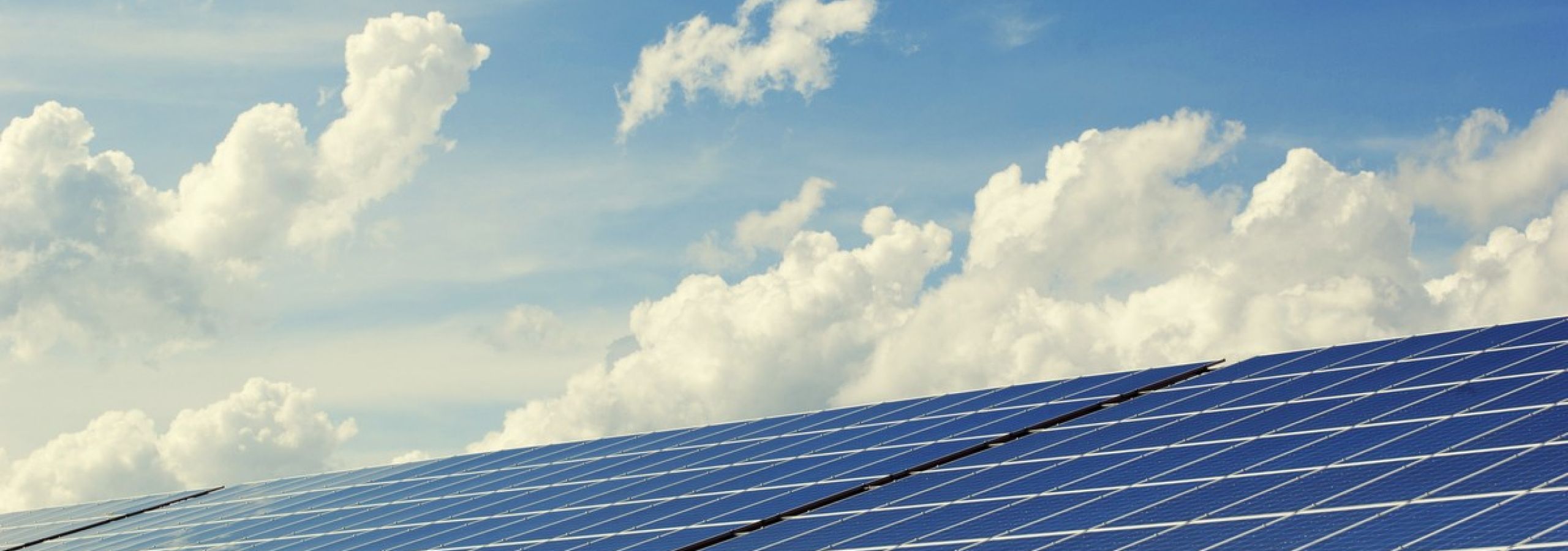 alternative-energy-building-clouds-energy-356036-1-e8b91c72 imagem